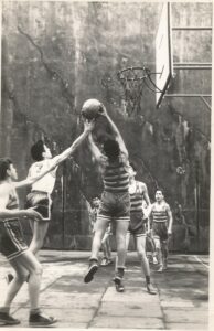 1957-58 PATRO inf. Inaguración canastas (3)