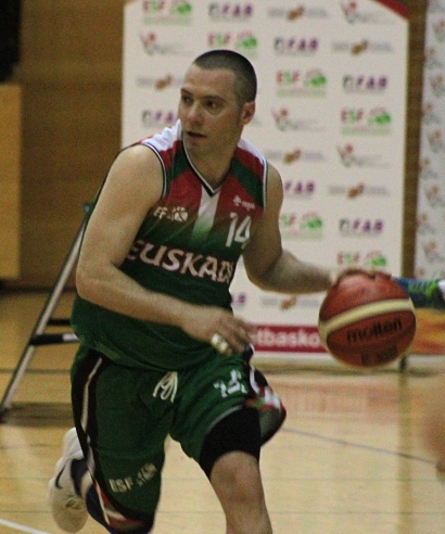 2017-18 con la selección de Euskadi